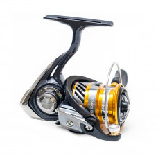 Катушка безынерционная Daiwa 19 REVROS LT 2000