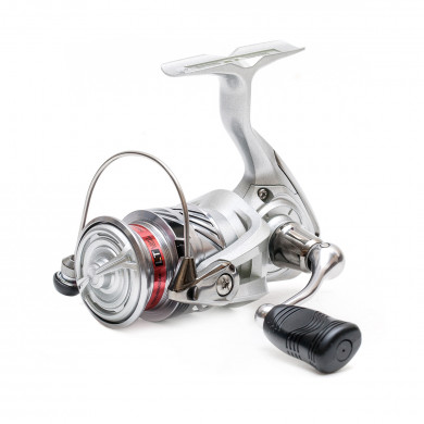 Катушка безынерционная Daiwa 20 CROSSFIRE LT