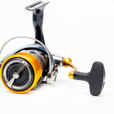 Катушка безынерционная Daiwa 19 REVROS LT 3000-C