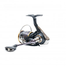 Катушка безынерционная Daiwa 20 LEGALIS LT 4000-CP