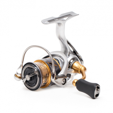 Катушка безынерционная Daiwa 21 FREAMS FC LT 2000S