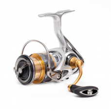 Катушка безынерционная Daiwa 21 FREAMS LT 2500